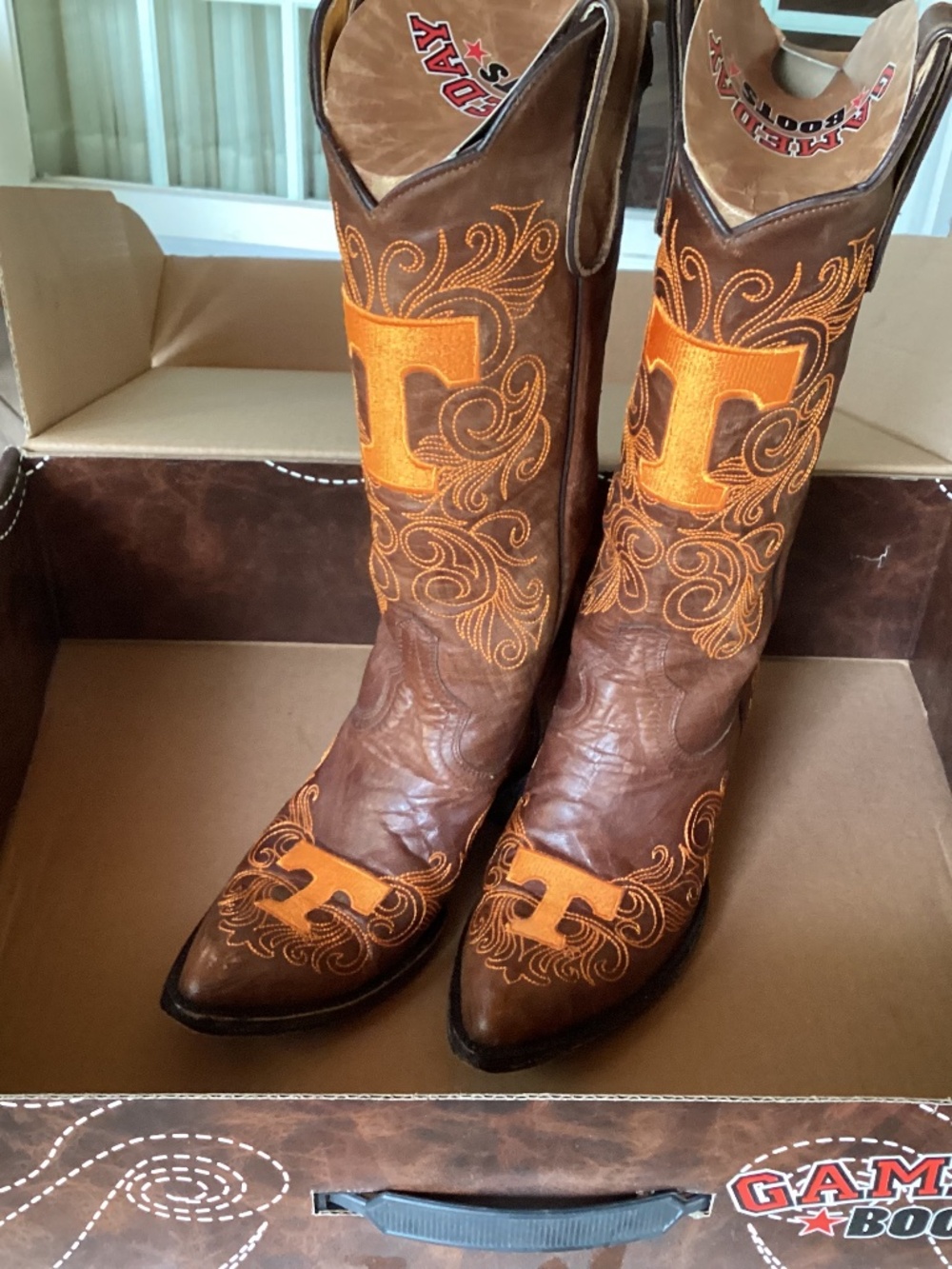 Tennessee Volunteer Gameday Leather Boots, Like New in box